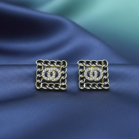 Elegant Gold-Plated Interlocking Circle Studs with Crystal Border.